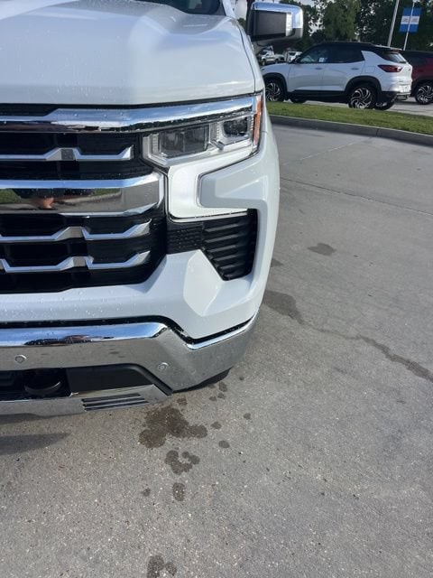 2026 Chevrolet Silverado 1500 LTZ - Photo 15