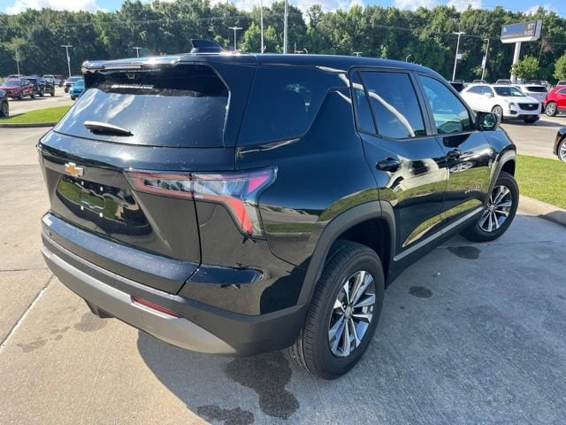 2027 Chevrolet Equinox LT - Photo 8