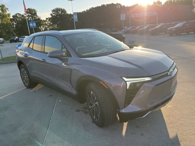 2025 Chevrolet Blazer EV LT - Photo 11
