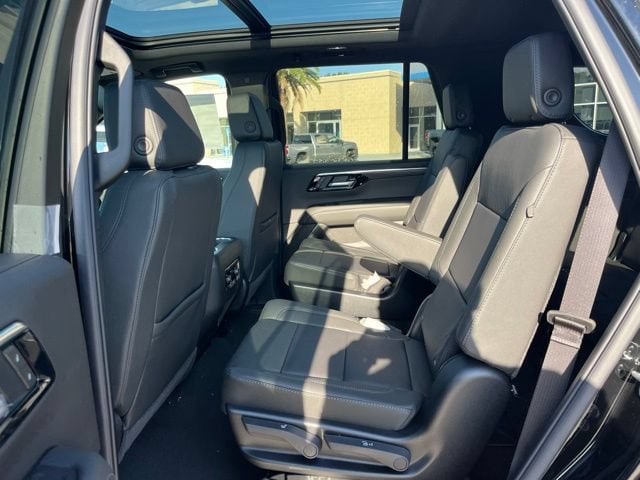 2027 Chevrolet Tahoe Z71 - Photo 41
