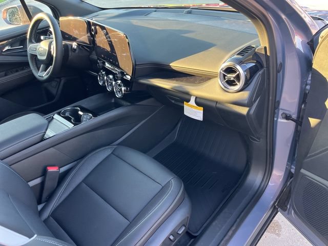 2025 Chevrolet Blazer EV LT - Photo 38