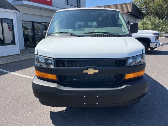 2025 Chevrolet Express Cargo Work Van - Photo 10