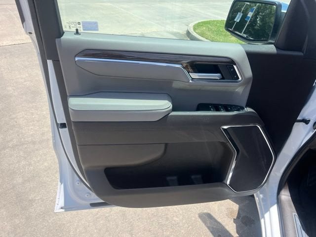 2026 Chevrolet Silverado 1500 LT - Photo 15