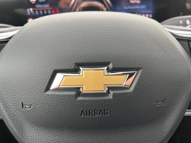 2027 Chevrolet Traverse LT - Photo 38