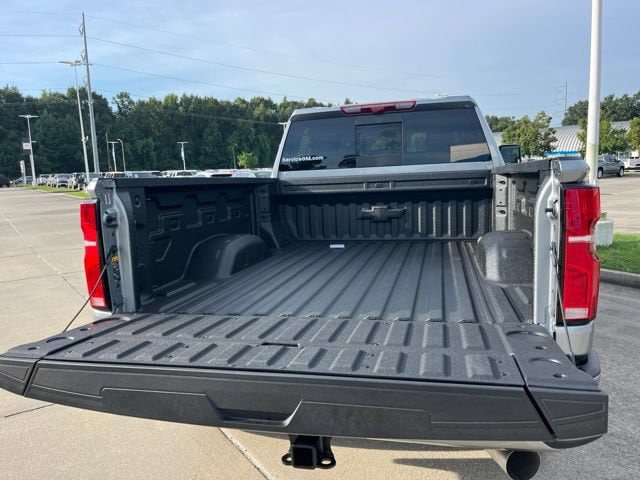 2026 Chevrolet Silverado 2500 HD High Country - Photo 9