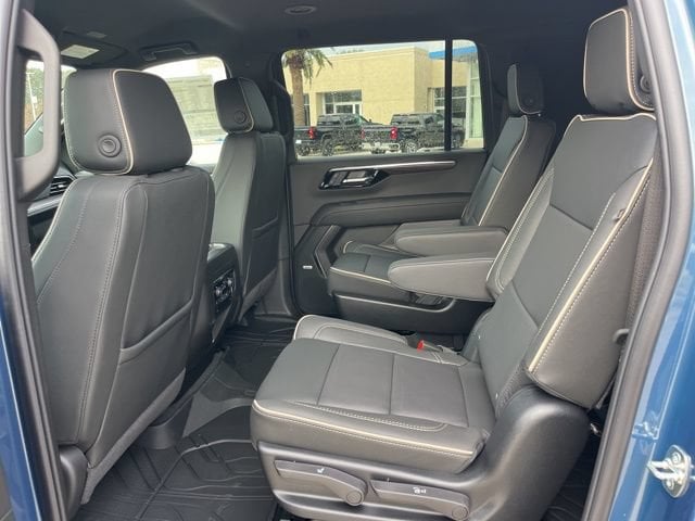 2026 Chevrolet Suburban Premier - Photo 41