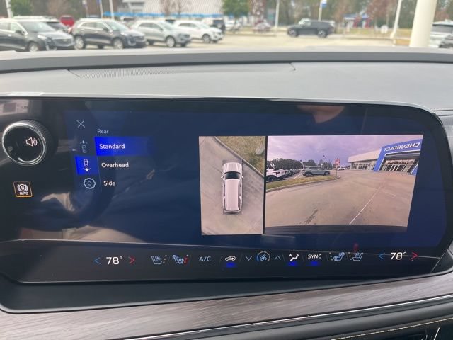 2026 Chevrolet Suburban Premier - Photo 30