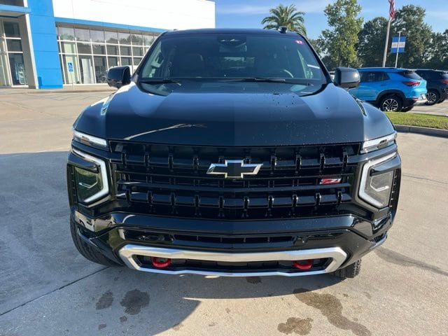 2027 Chevrolet Tahoe Z71 - Photo 14