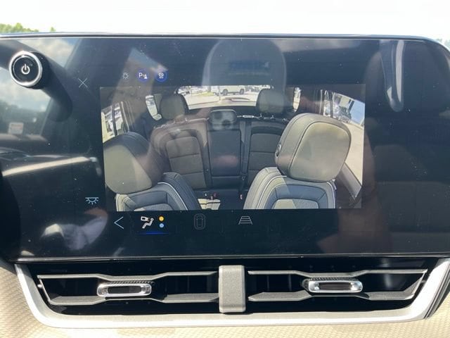 2027 Chevrolet Equinox LT - Photo 27