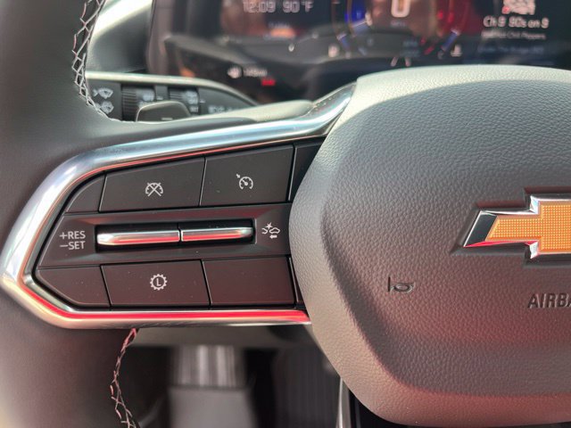 2027 Chevrolet Traverse LT - Photo 18