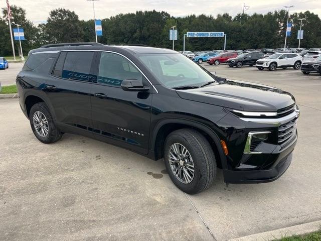2027 Chevrolet Traverse LT - Photo 11