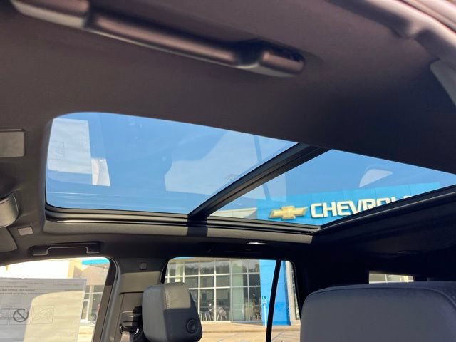 2027 Chevrolet Tahoe Z71 - Photo 40