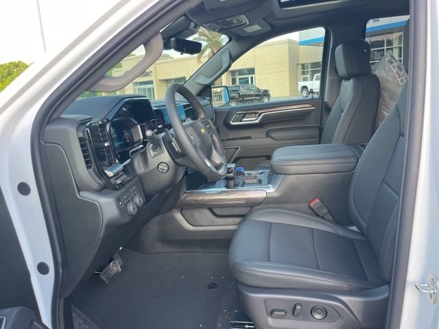 2026 Chevrolet Silverado 1500 LTZ - Photo 20
