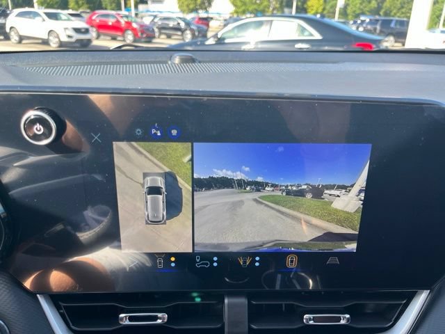 2027 Chevrolet Equinox LT - Photo 29