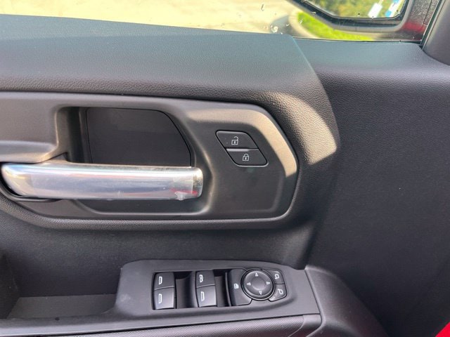 2026 Chevrolet Silverado 1500 Custom - Photo 13