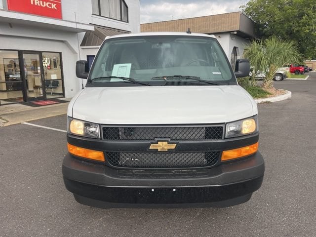 2025 Chevrolet Express Cargo Work Van - Photo 12