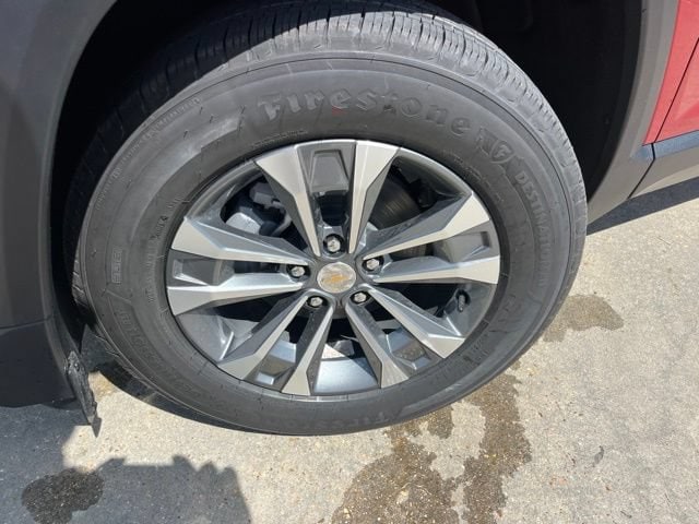 2027 Chevrolet Equinox LT - Photo 40