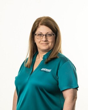 Staff member Christine Simon from ID_302b26