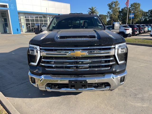 2026 Chevrolet Silverado 3500 HD LTZ - Photo 15