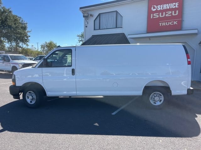 2025 Chevrolet Express Cargo Work Van - Photo 3
