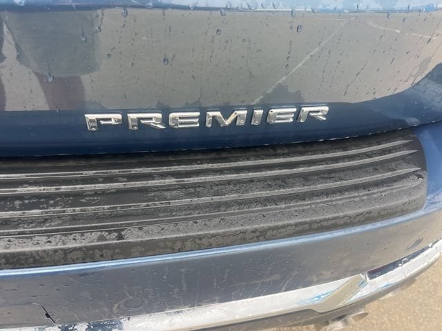 2026 Chevrolet Suburban Premier - Photo 10