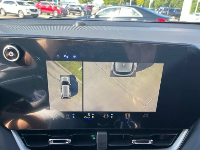 2027 Chevrolet Equinox LT - Photo 31