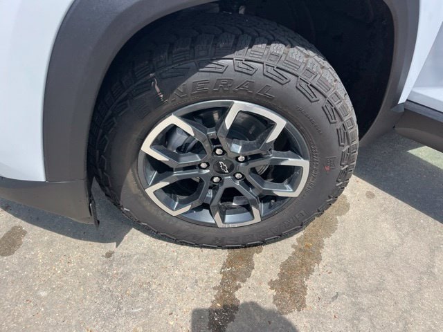 2027 Chevrolet Equinox ACTIV - Photo 32