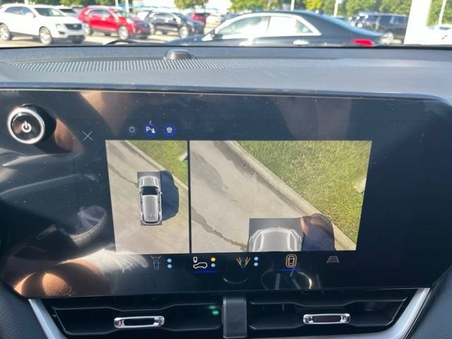 2027 Chevrolet Equinox LT - Photo 30