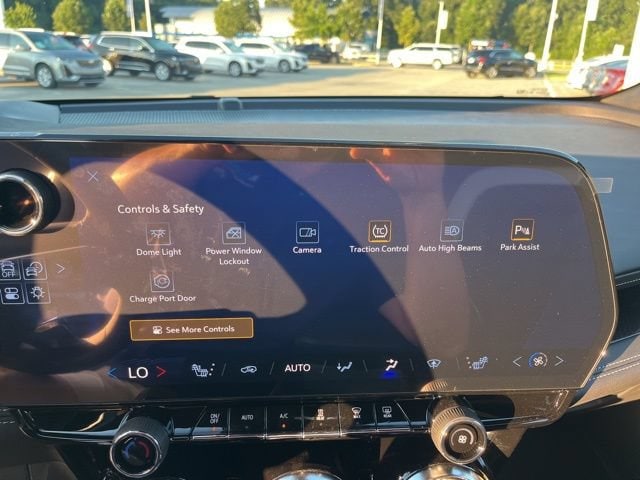2025 Chevrolet Blazer EV LT - Photo 34
