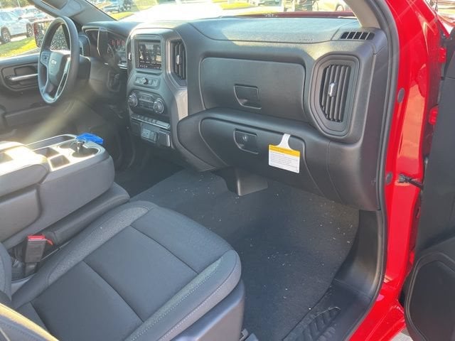 2026 Chevrolet Silverado 1500 Custom - Photo 32