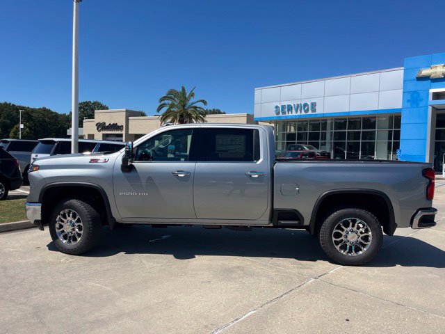 2026 Chevrolet Silverado 2500 HD LTZ - Photo 4