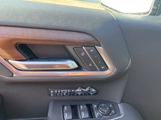 2026 Chevrolet Silverado 1500 High Country - Photo 16