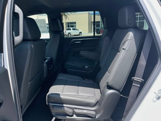 2026 Chevrolet Tahoe LT - Photo 38
