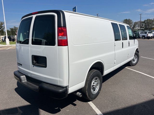 2025 Chevrolet Express Cargo Work Van - Photo 7