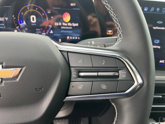 2027 Chevrolet Traverse LT - Photo 19