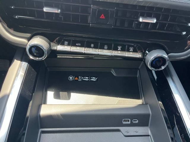 2026 Chevrolet Tahoe LT - Photo 36