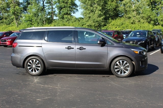 Used 2016 Kia Sedona SX with VIN KNDMC5C15G6107594 for sale in Ann Arbor, MI