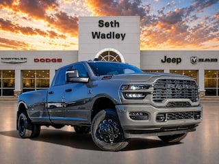2026 Ram 3500 BIG HORN CREW CAB 4X4 8' BOX Pickup