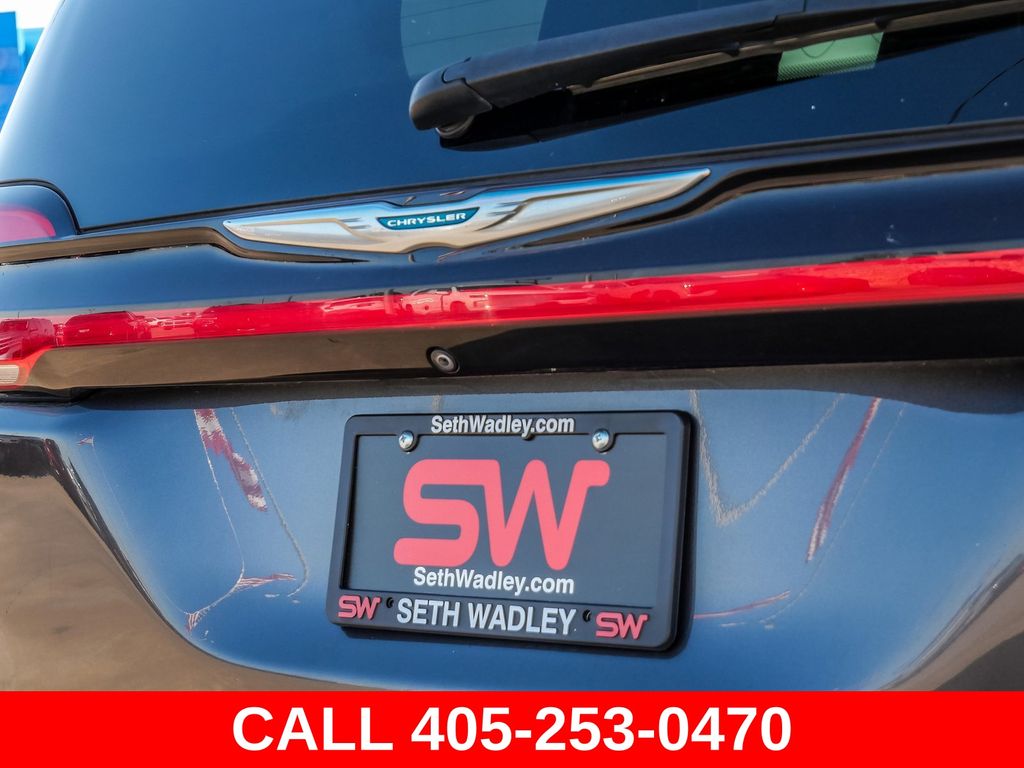 2021 Chrysler Pacifica Hybrid Touring L - Photo 10