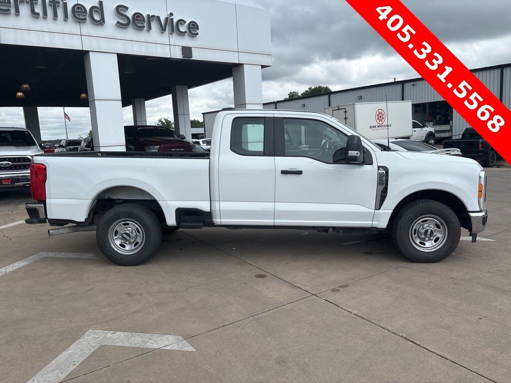 2023 Ford F-250 XL photo 2