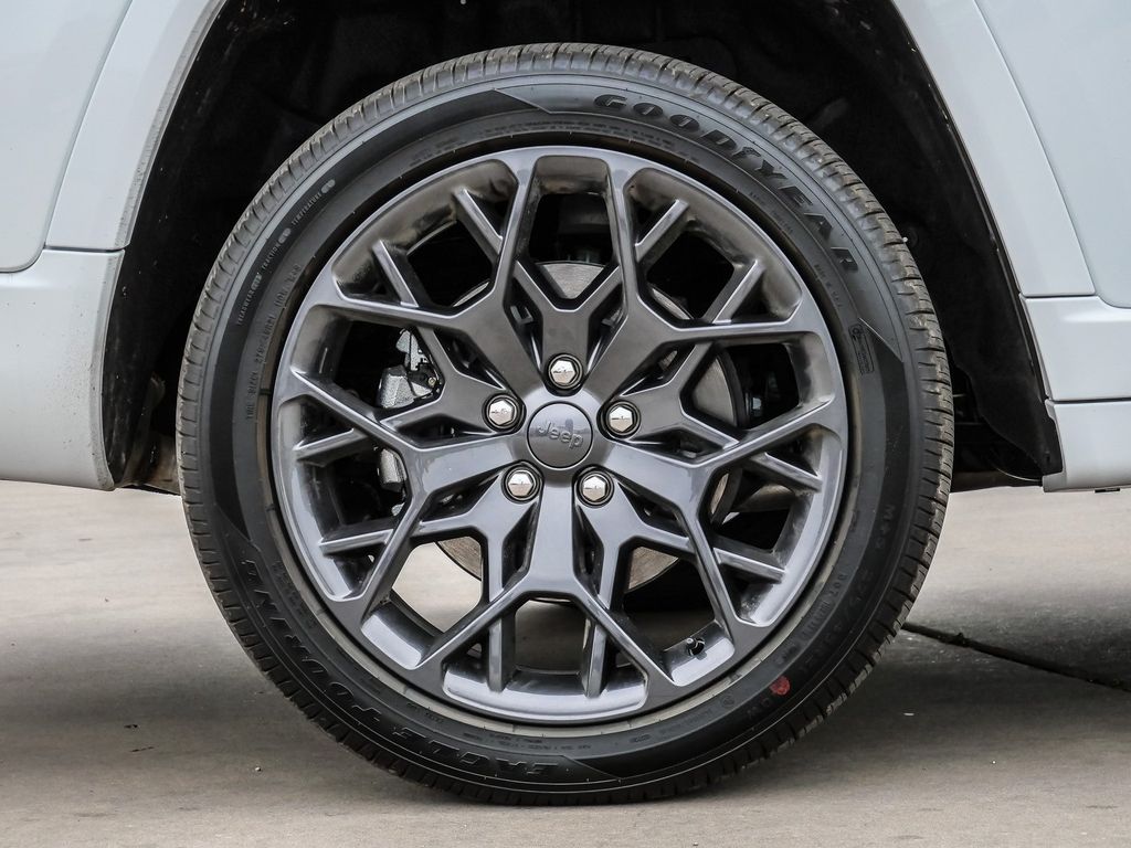 2026 Jeep Grand Cherokee L Summit - Photo 9