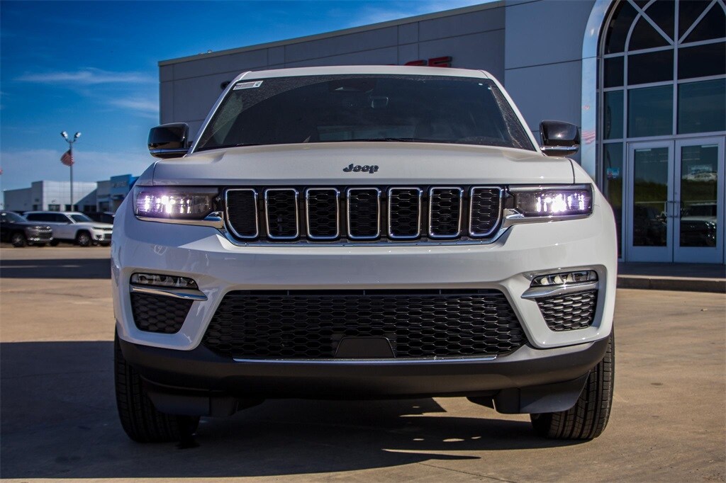 New 2025 Jeep Grand Cherokee LIMITED 4X2 Sport Utility