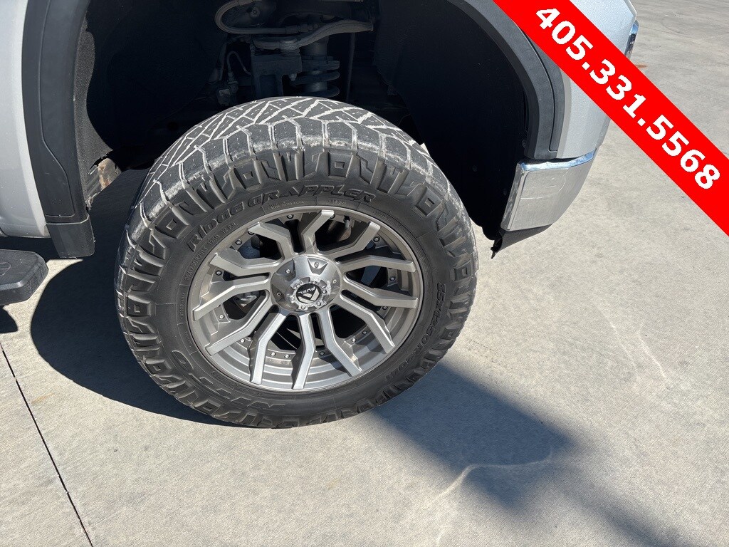 2021 Gmc Sierra 1500 SLT photo 2