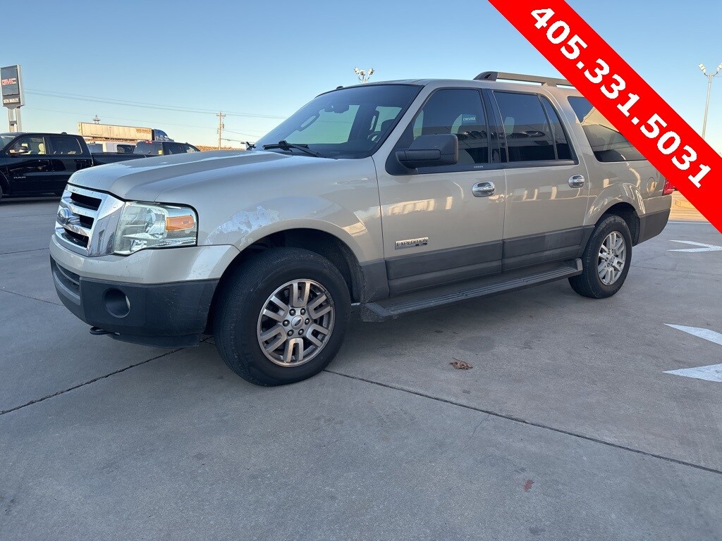 2007 Ford Expedition EL XLT photo 2