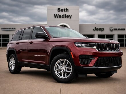 2025 Jeep Grand Cherokee LAREDO X 4X4 Sport Utility