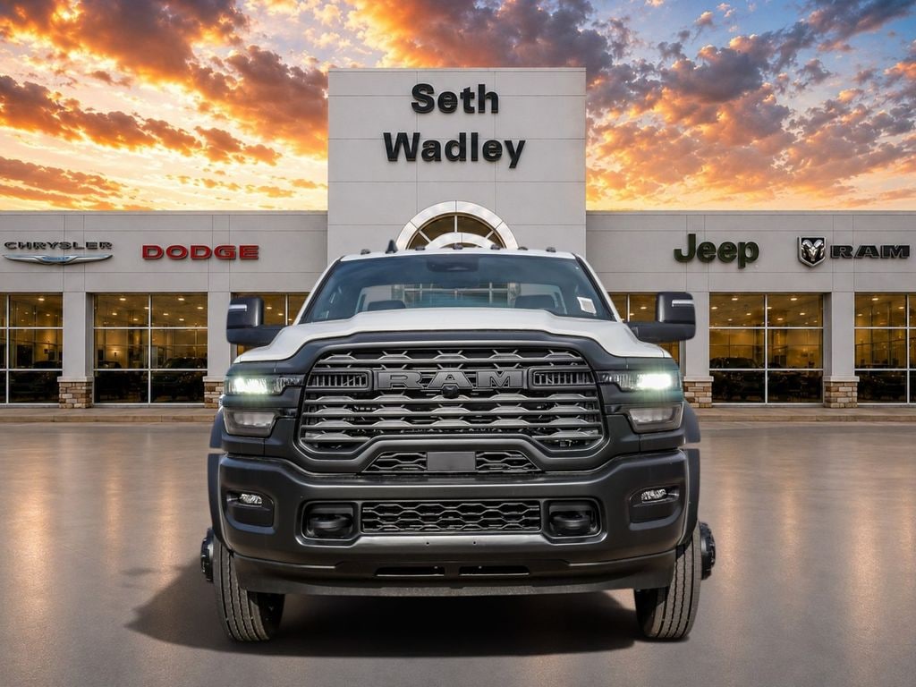 New 2026 Ram 4500 TRADESMAN CHASSIS REGULAR CAB 4X4 84' CA Pickup