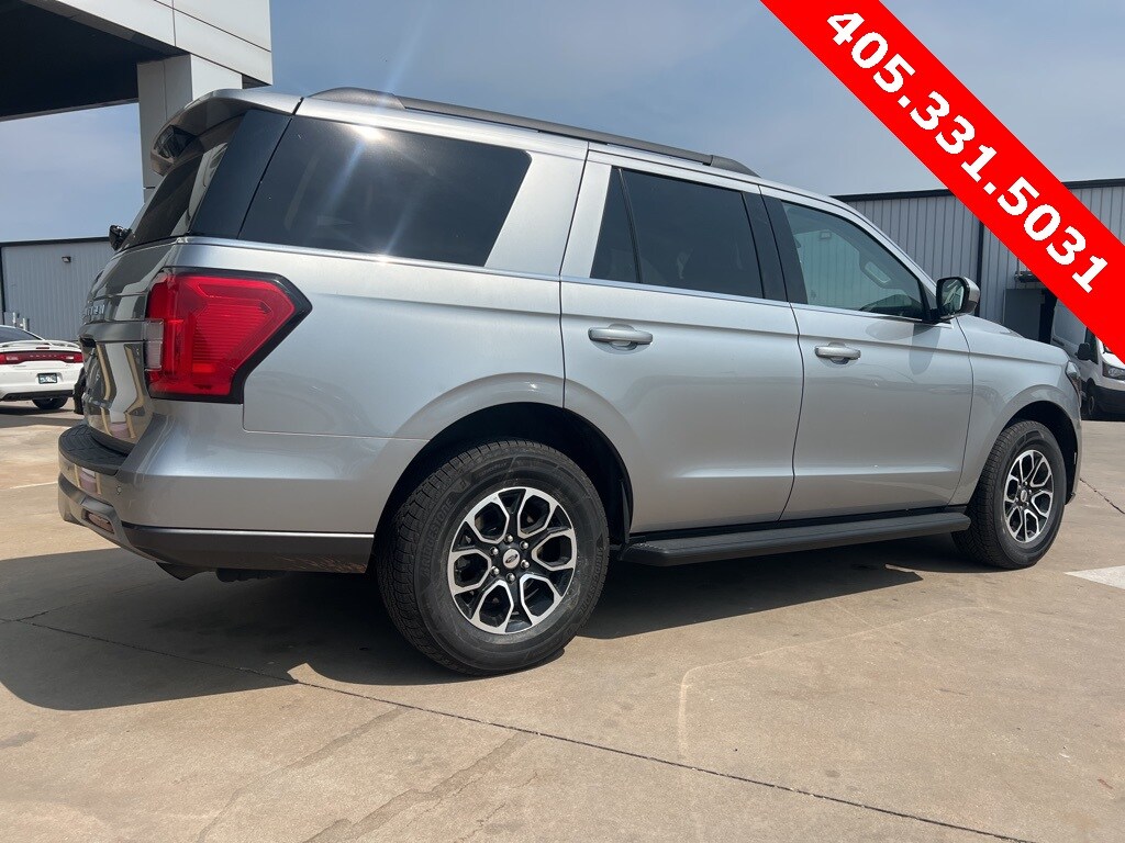 2024 Ford Expedition XLT photo 3
