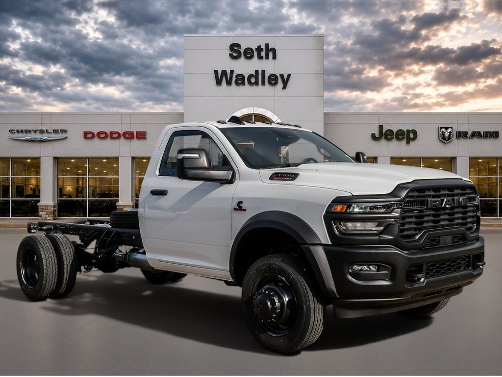 New 2026 Ram 4500 Chassis Cab TRADESMAN REGULAR 4X4 84' CA Pickup