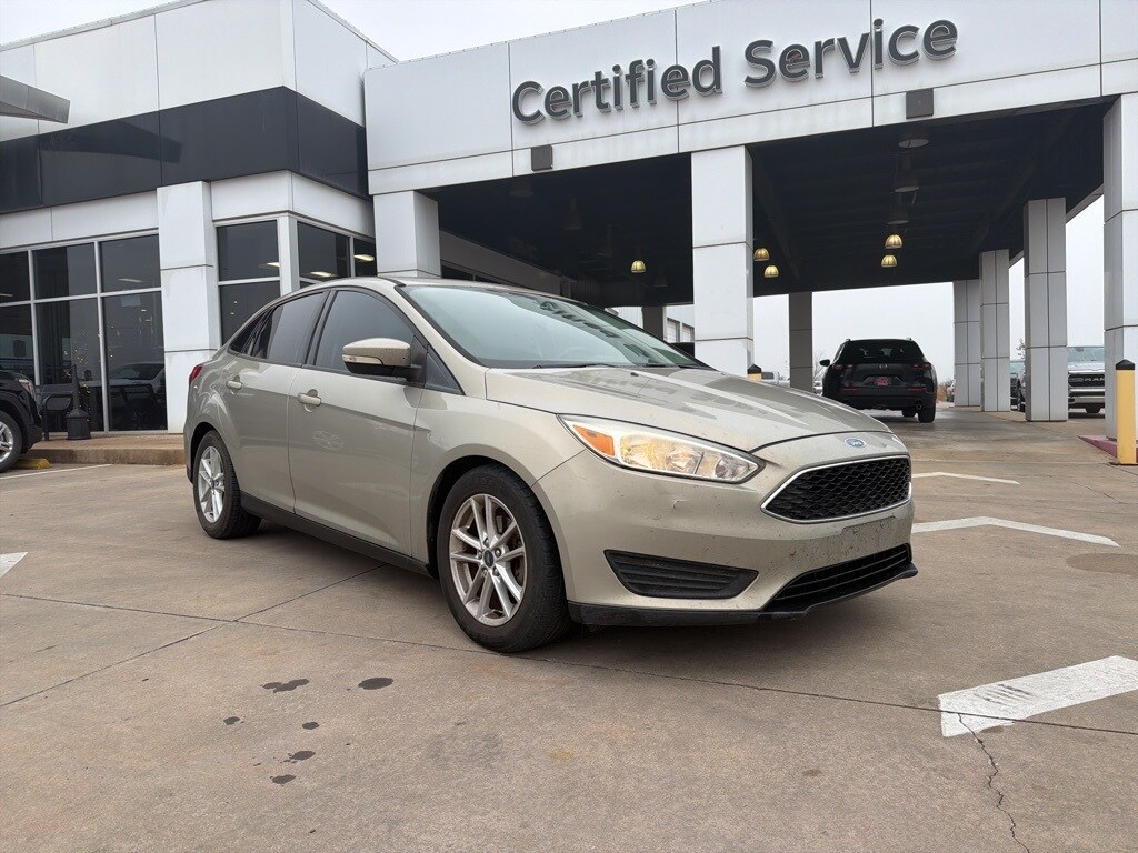 Used 2016 Ford Focus SE Sedan