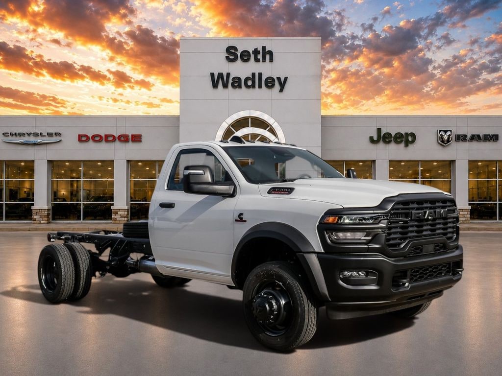 New 2026 Ram 4500 TRADESMAN CHASSIS REGULAR CAB 4X4 84' CA Pickup